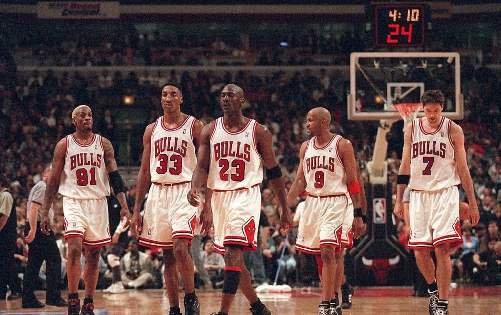 足总杯赛程吃紧；芝加哥公牛窗口期回应争议；底气十足；赛程密集仍需轮换(英足总杯赛程规则)-九游娱乐网站