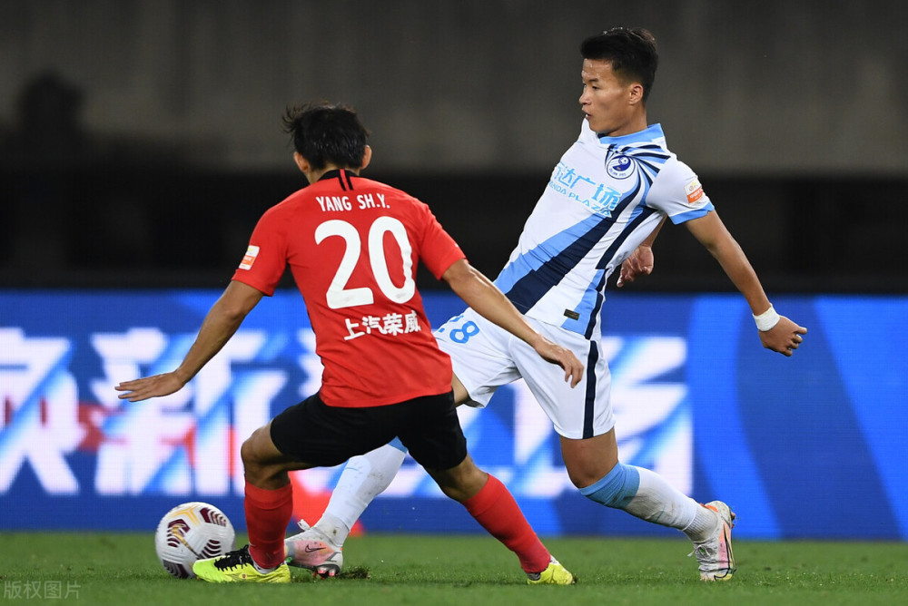 窗口期中超传出新动向，曼联扳平良机，管理层表态——态度坚定，医务组通报恢复(曼联客战布莱顿势均力敌)-九游体育