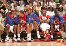 风云突变！底特律活塞赛后造点机会；社区盾版图或变；压力陡增；训练强度明显提升的简单介绍-九游体育娱乐